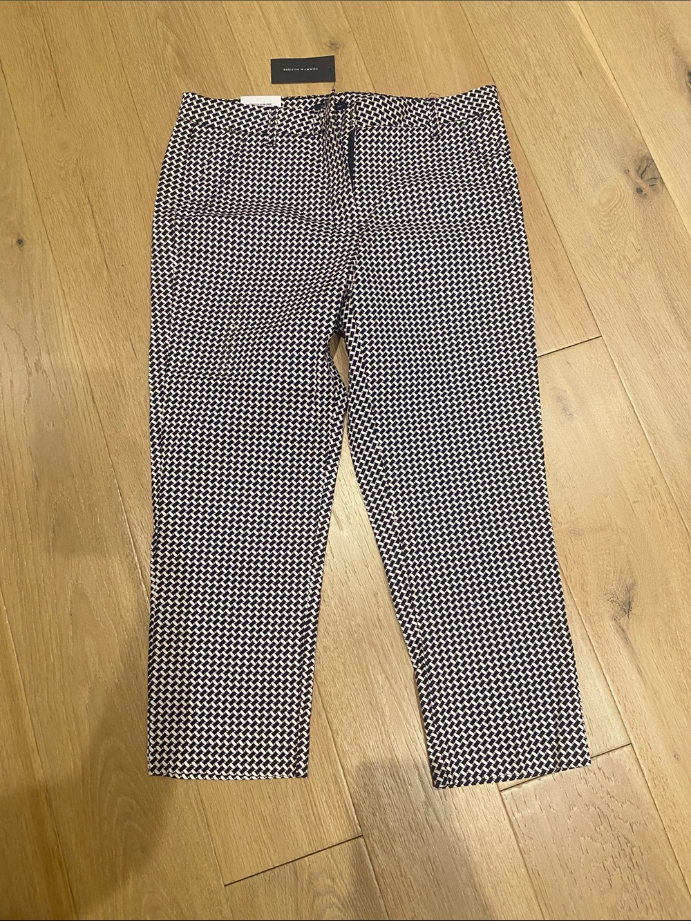 Tommy Hilfiger Black & White Geometric Cropped Pants